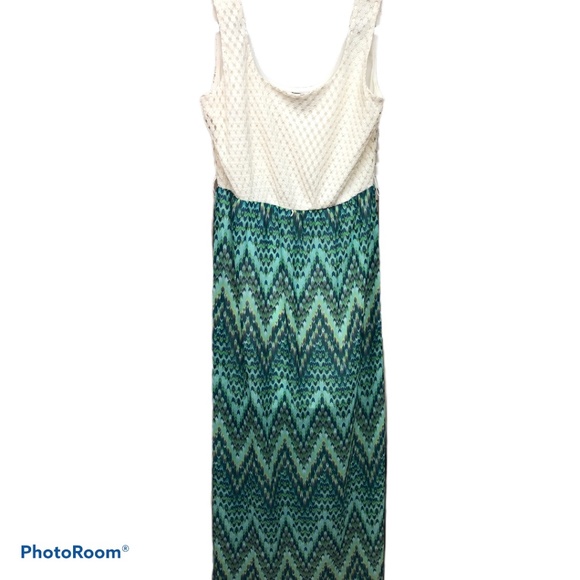 Lily Rose Maxi Dress Size Medium - Picture 1 of 8